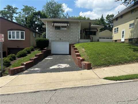 613 Brady Avenue, Steubenville, OH 43952