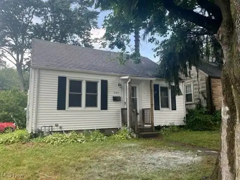 704 Washington Street, Wooster, OH 44691