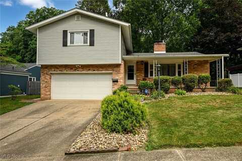 1423 Shanabrook Drive, Akron, OH 44313