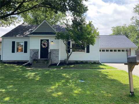 35958 Hiawatha Boulevard, Eastlake, OH 44095