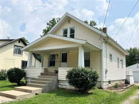 306 Genoa Avenue SW, Massillon, OH 44646