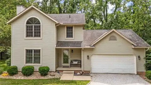 2527 Helena Avenue NW, Massillon, OH 44646