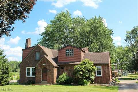 929 E Park Avenue, Columbiana, OH 44408