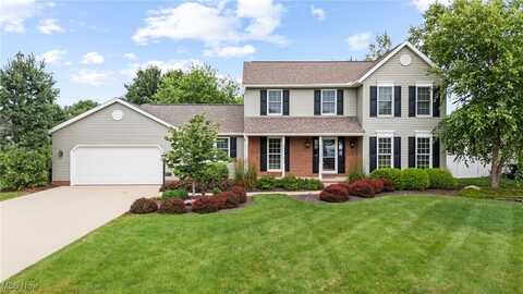 923 Southmoor Circle NE, Canton, OH 44721