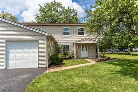 3062 Ivy Hill Circle unit: D, Cortland, OH 44410