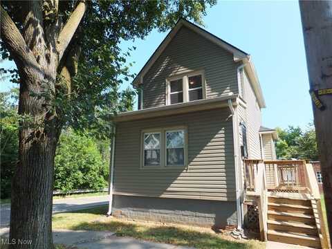 7701 Force Avenue, Cleveland, OH 44105