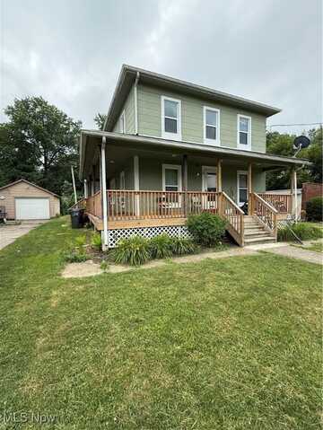 323 Columbus Street unit: Up, Elyria, OH 44035