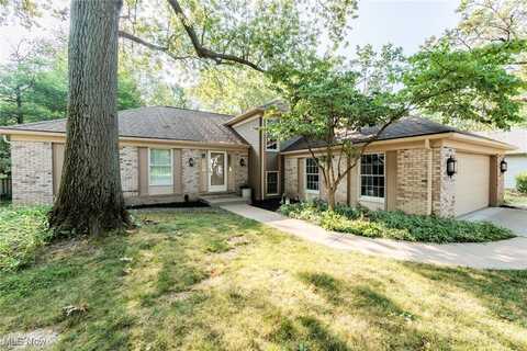 2271 Augusta Court, Westlake, OH 44145