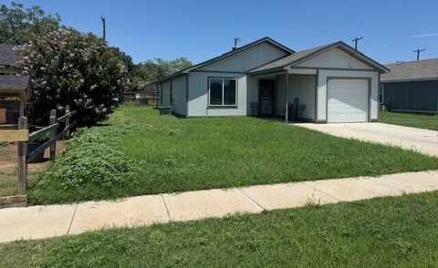1711 E Colgate Street, Lubbock, TX 79403