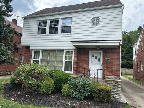 13698 Cedar, University Heights, OH 44118