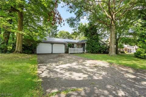 1238 Goldfinch Trail, Stow, OH 44224