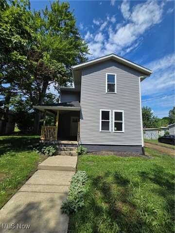209 Hall Street, Orrville, OH 44667