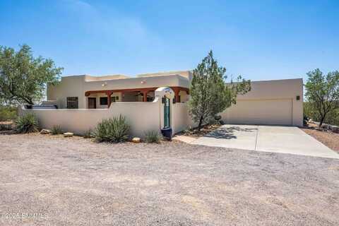 8800 Silk Oak Court, Las Cruces, NM 88011