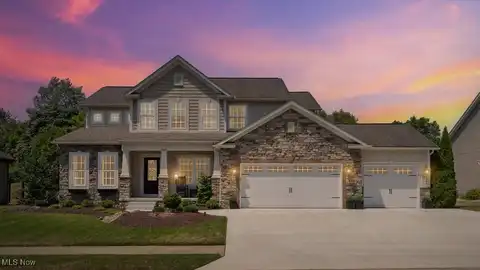 2737 Vicksburg Avenue NW, Canton, OH 44708