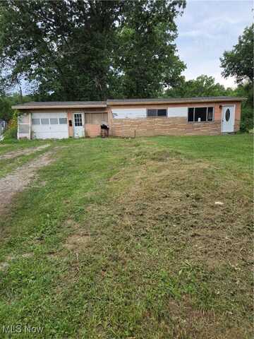 12524 Melody Lane, Grafton, OH 44044