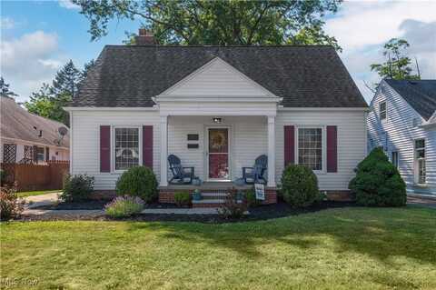 486 Canterbury Road, Bay Village, OH 44140