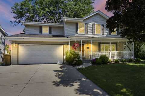 5926 83rd St, Kenosha, WI 53142
