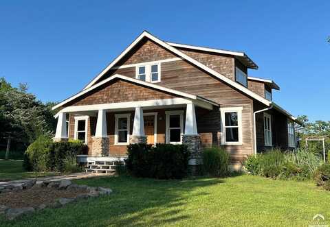 11320 Reno Road, Oskaloosa, KS 66066