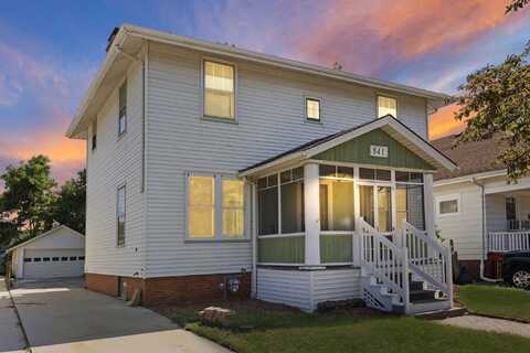 841 64th St, Kenosha, WI 53143