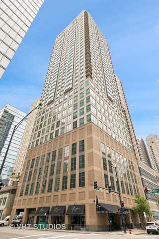 2 E. Erie Street, Chicago, IL 60611