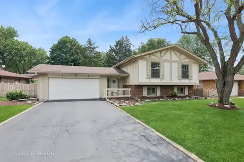 513 James Court, Algonquin, IL 60102