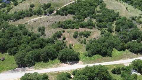 136 Merry Circle Dr, Medicine Park, OK 73557