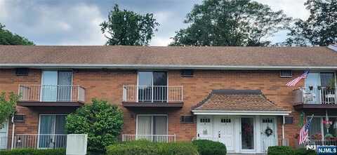 15 Cottage Street 15-5B, Midland Park, NJ 07432