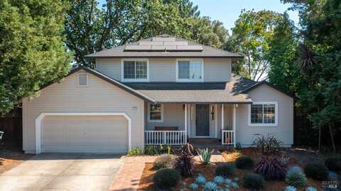 2318 S Hampton Circle, Santa Rosa, CA 95401