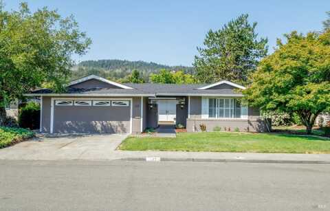 137 Valley Lakes Drive, Santa Rosa, CA 95409