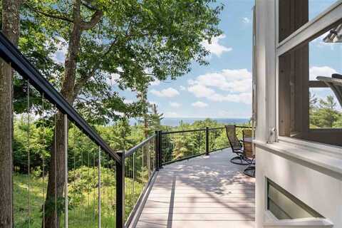 5810 Westward, Harbor Springs, MI 49740