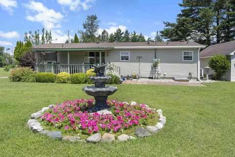 11350 Sequanota Heights, Charlevoix, MI 49720