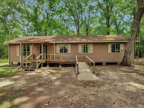 140 Laura Lane, Pollok, TX 75969