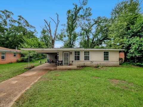 1225 W. Main, Nacogdoches, TX 75964