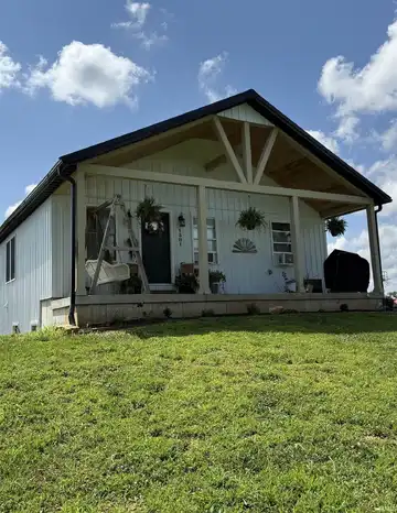 1591 VFW Road, Mitchell, IN 47446