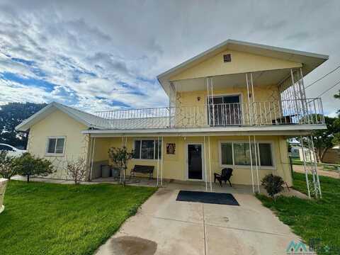 612 W Cedar Street, Loving, NM 88256