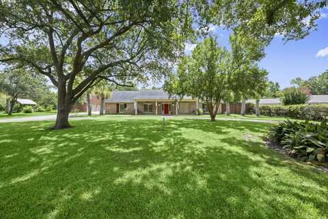 1280 Cherokee, Beaumont, TX 77702