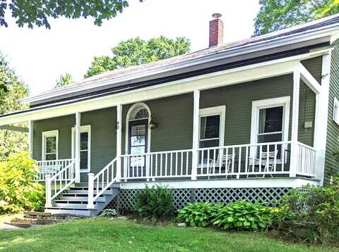 40 Schoolhouse Road, Salisbury, VT 05769