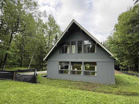 5 Blackberry Lane, Dover, VT 05356