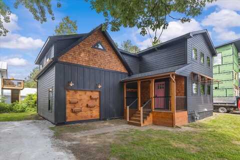 97 School Street, Enosburg Falls, VT 05450