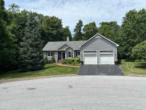 9 Governor Smith Drive, Saint Albans, VT 05478