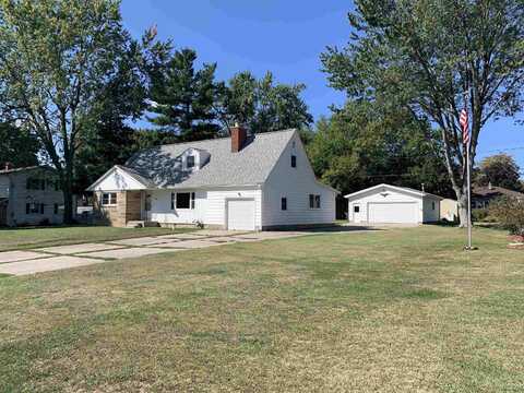 2682 Elmwood, Adrian, MI 49221