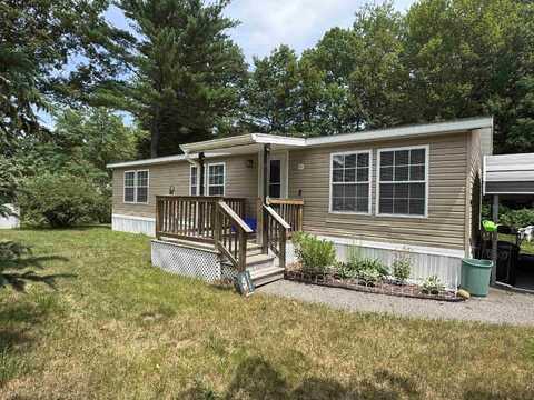 8 Leanne Drive, Concord, NH 03301
