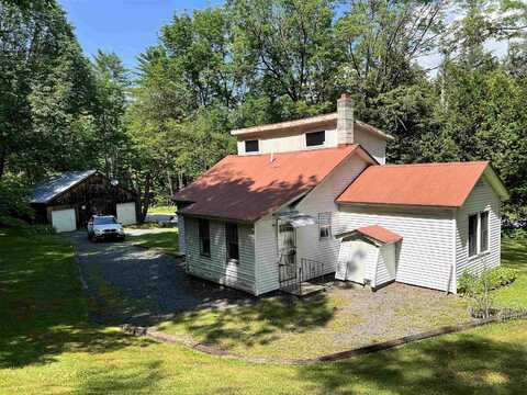 643 Vermont Route 12, Hartland, VT 05048