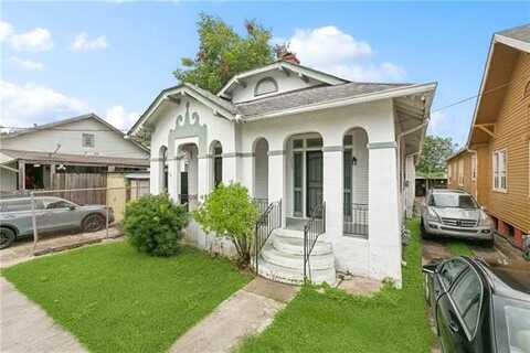 2025 LOWERLINE Street, New Orleans, LA 70118