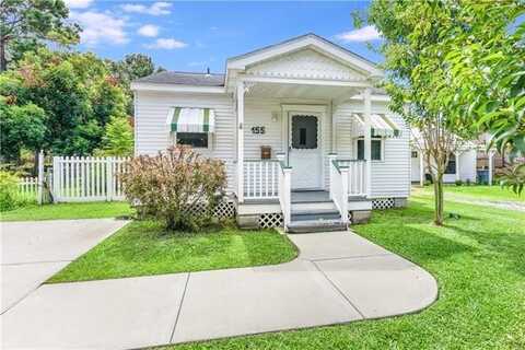 155 BERKLEY Avenue, Harahan, LA 70123