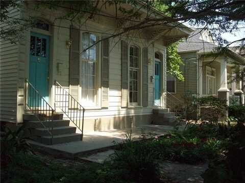 7627 HAMPSON Street, New Orleans, LA 70118
