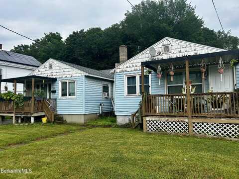 89-91 North Summer St, Adams, MA 01220