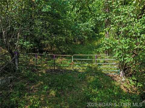 E Highway, Montreal, MO 65591