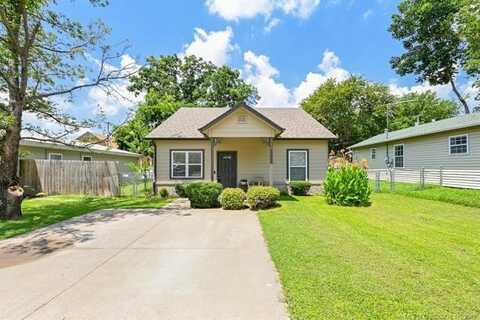 714 N Quincy Avenue, Tulsa, OK 74106