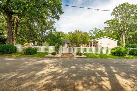 176 Spruce Lane, Lynchburg, VA 24501